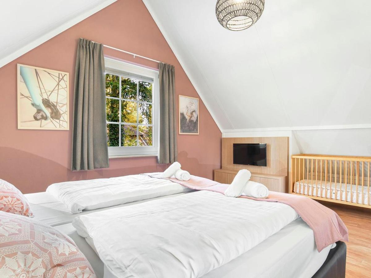 Landal Het Land Van Bartje Hotel Ees Екстериор снимка